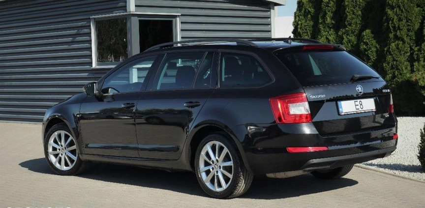 Skoda Octavia cena 55900 przebieg: 182000, rok produkcji 2016 z Słupca małe 352
